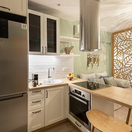 Innovative Βoho Chic Studio In Ladadika